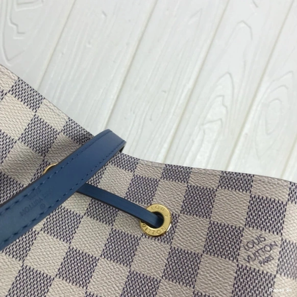 Vuitton NEO Louis NOE 0806